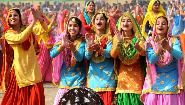 Lohri Festival in India, Lohri Festival 2024, Lohri Festival
