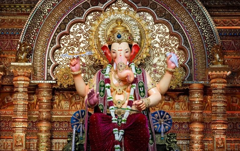 Lalbaugcha Raja 2025 Darshan